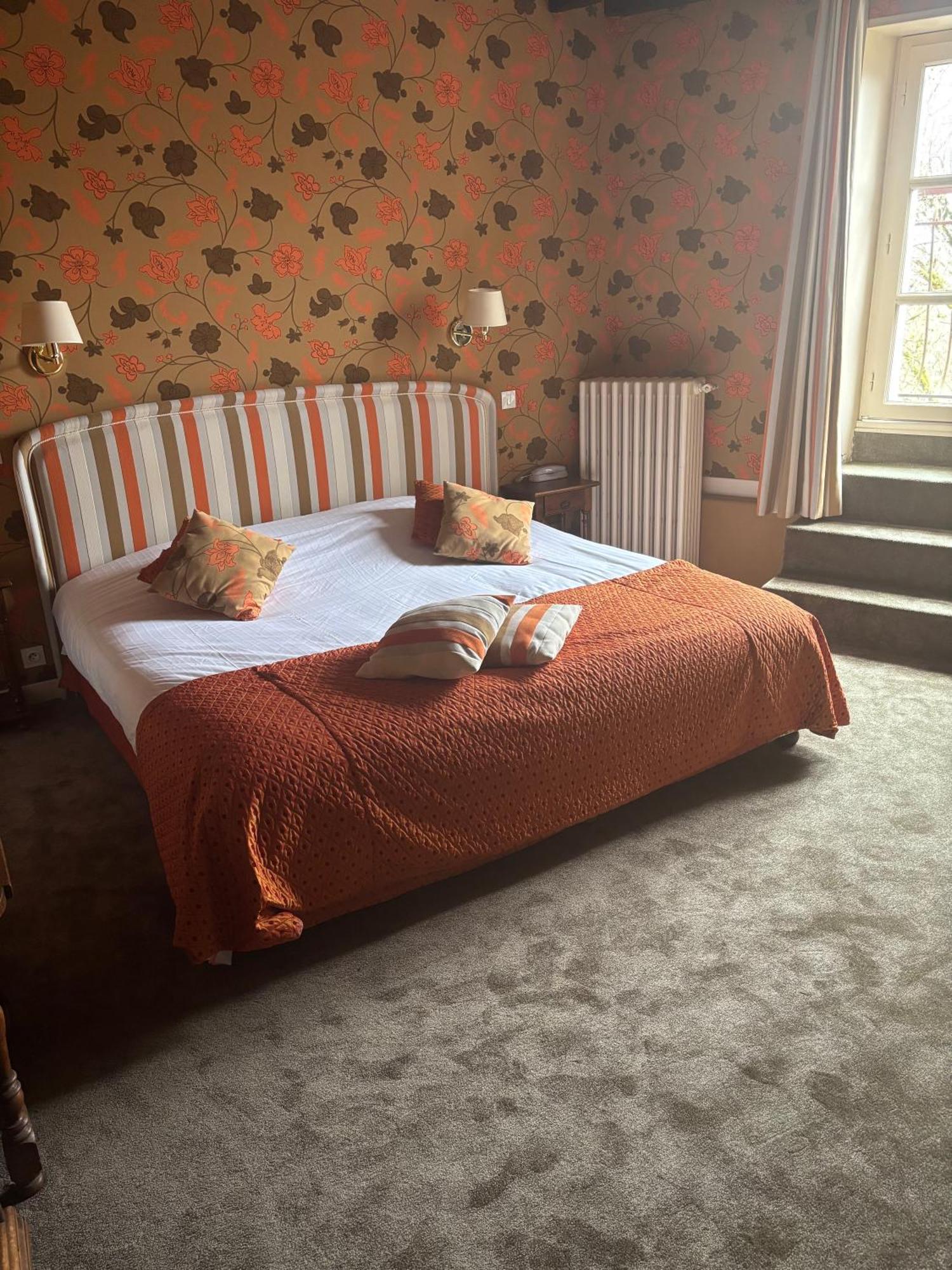 Chateau De Castel Novel Boutique Hotel Varetz Екстер'єр фото