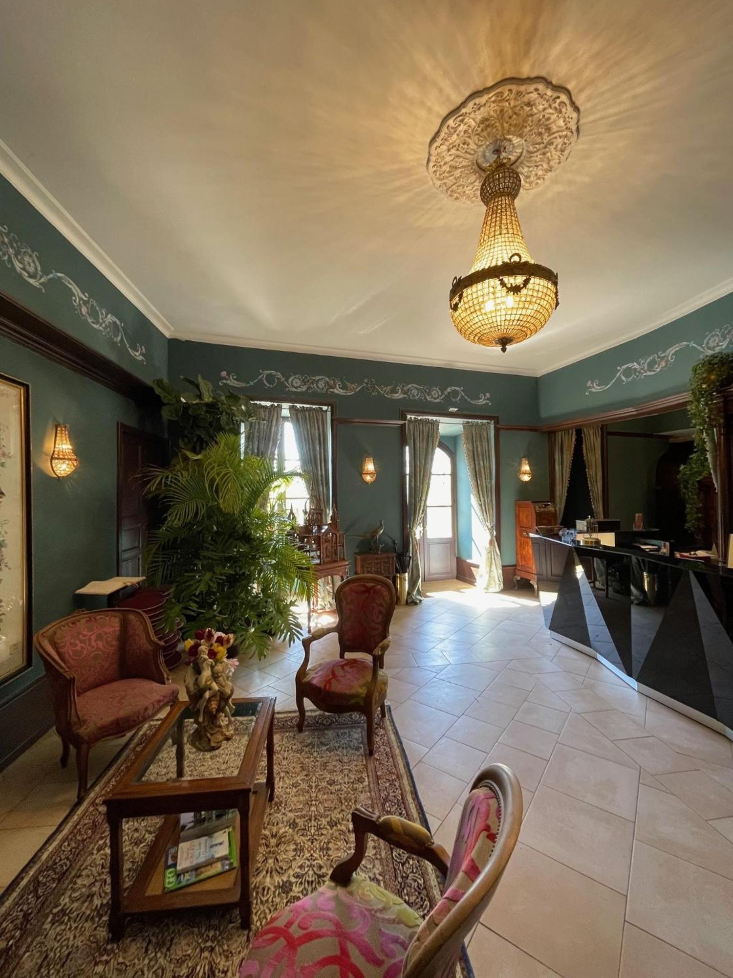 Chateau De Castel Novel Boutique Hotel Varetz Екстер'єр фото